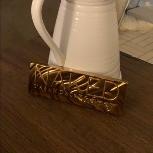 Urban Decay NAKED honey eyeshadow palette
